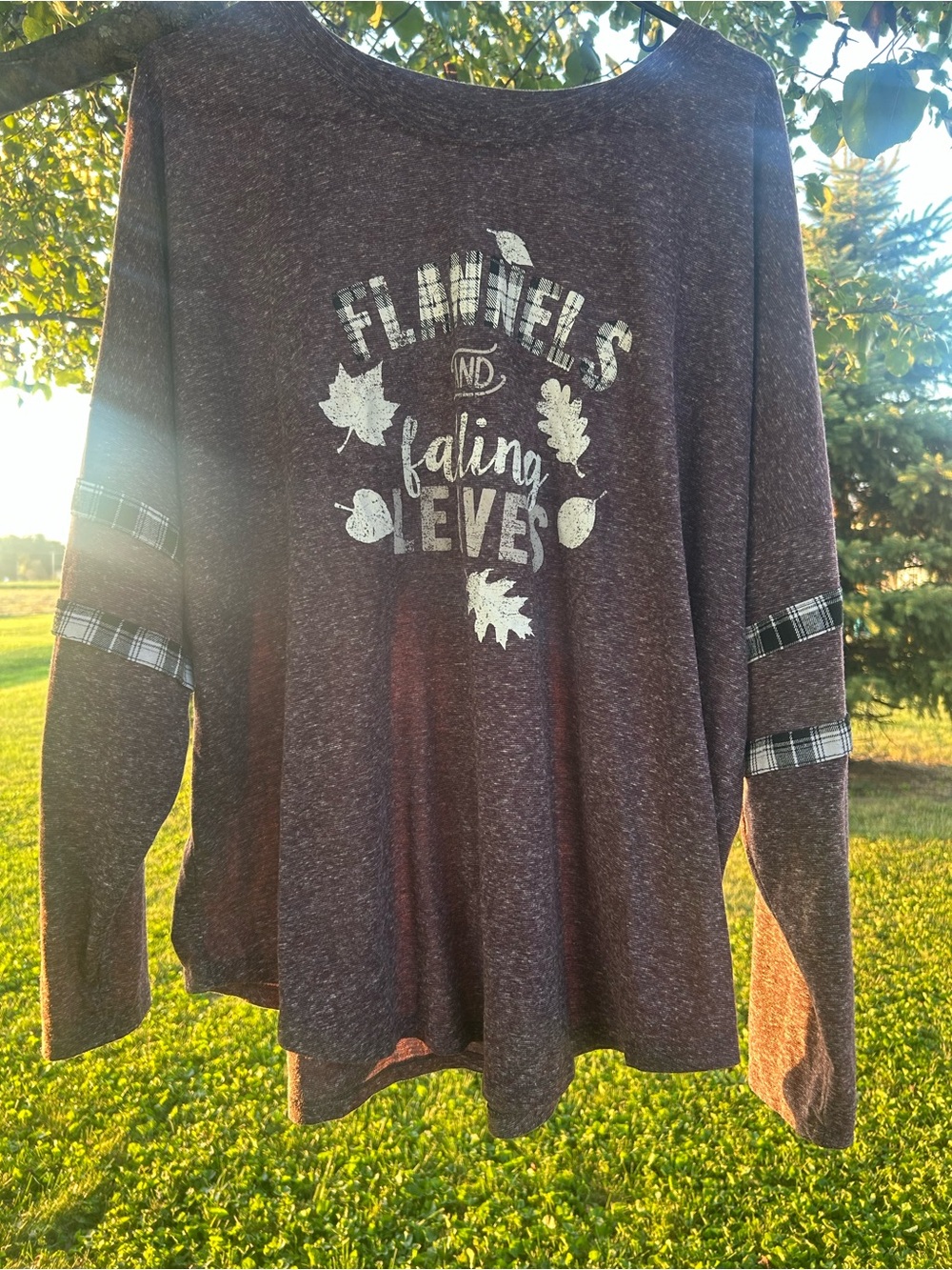Plum Marled Crewneck with Fall Leaf Graphic from Maurices 3x
